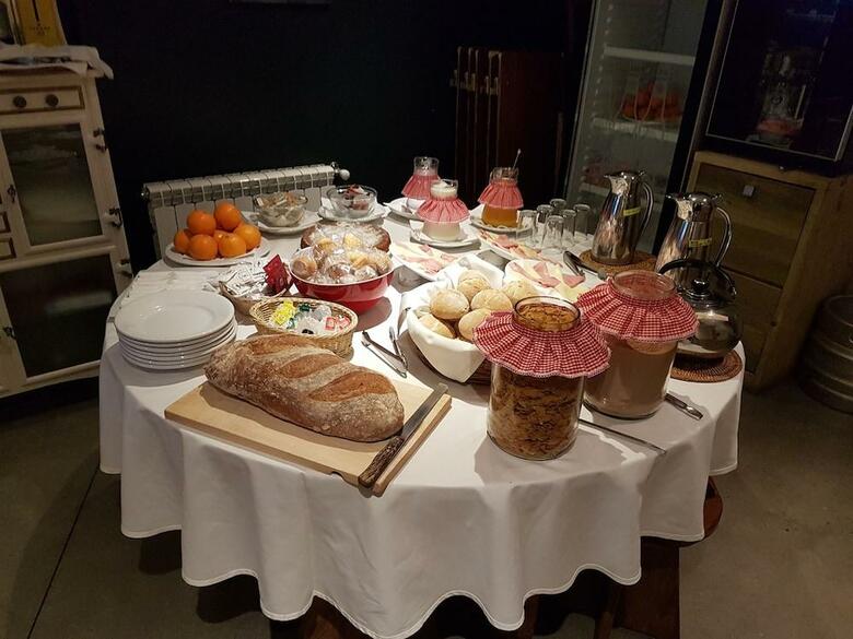 Hostal Montes Pensi�n Boutique