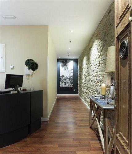 Hostal Montes Pensi�n Boutique
