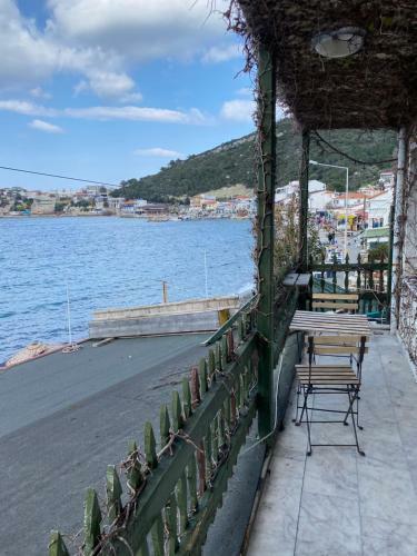 Bed & Breakfast Yali Butik Pansiyon