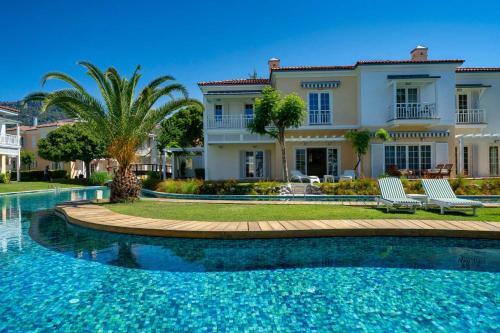 Portville Canal Side Villas 66 (3br)