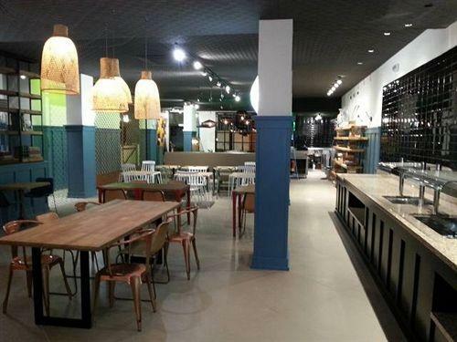 New Hotel Colon