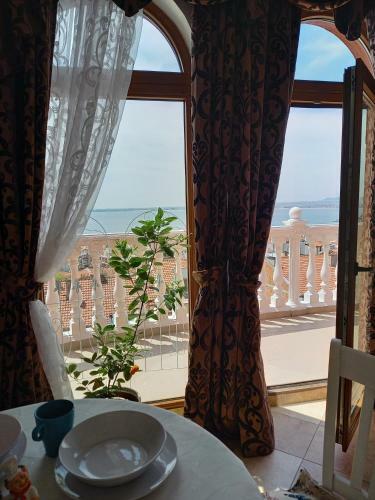 2 Rooms Apartament With Sea And Mountains Views