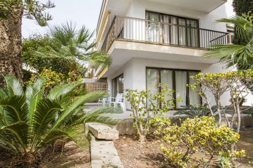 Apartamentos Ponent Playa