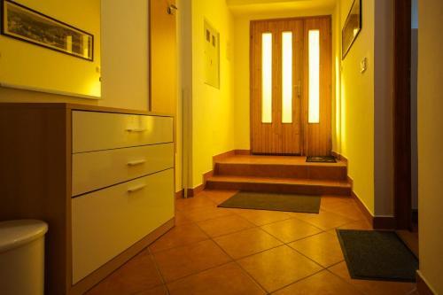 Apartment In Tisno