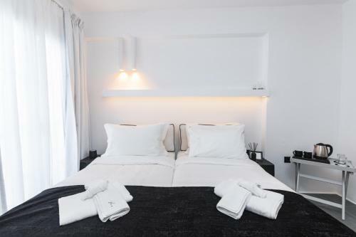 She Mykonos - Luxury Apartments