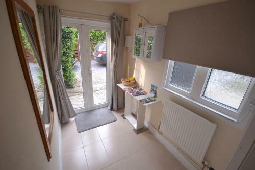 Stunning 2-bed Cabin In Nantglyn Denbigh