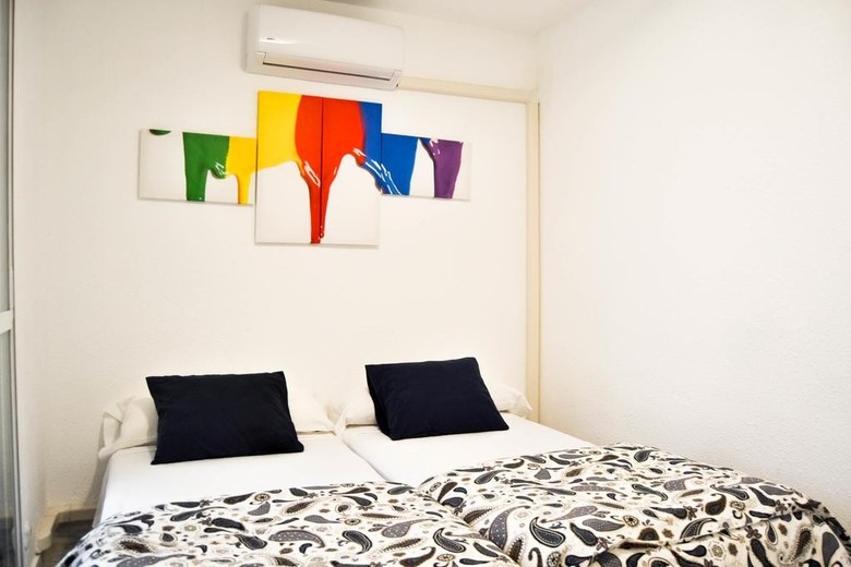 Enjoycity Malaga Apartments