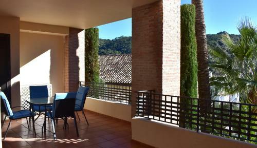 El Casar Apartments