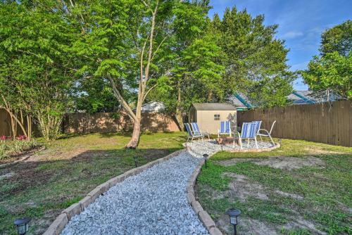 Clearwater Seaside Bungalow Patio And Grill!