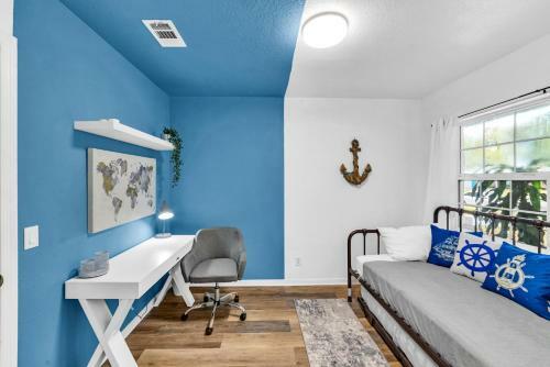 Hgtv - The Blue Villa - Rewarded Luxury Clearwater
