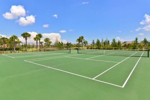 Fabulous Home With Pool At Solterra Resort St5501