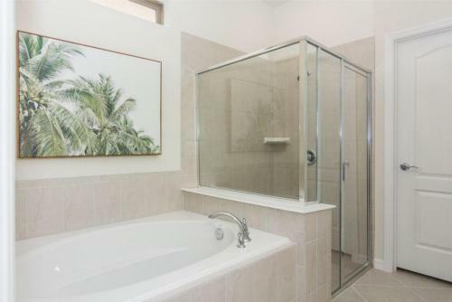 Fabulous Home With Pool At Solterra Resort St5501