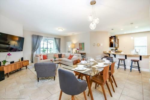 Sun Sational 5 Bedroom Solterra Luxury Villa Villa