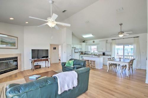 Pensacola Beach Home 1 Block To Beach Access