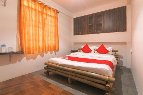 Hotel Oyo 29541 Seven Triap