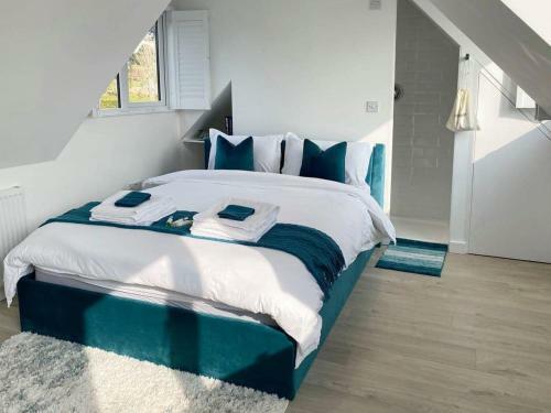 The Coastal Retreat
