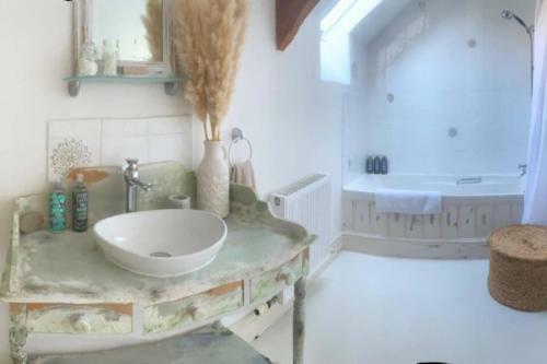 Gorgeous Little Cottage Barn Retreat Kingsbridge
