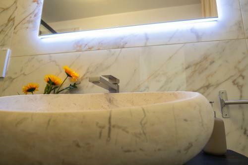 Bed & Breakfast La Riserva Dannunziana Luxury Suites
