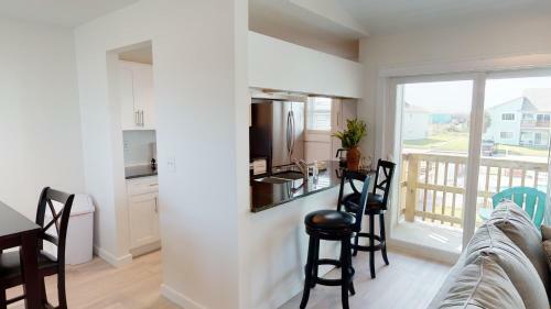 Apartamento Ah-a202 Second Floor Condo, Newly Remodeled, Overlooks Shared Pool