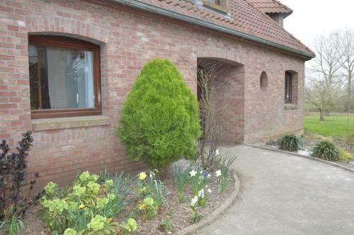Hostal Les Chambres D'h�tes De L'all�e Des Champs
