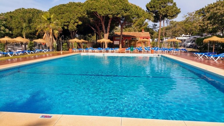 Complejo Tur�stico Cabopino