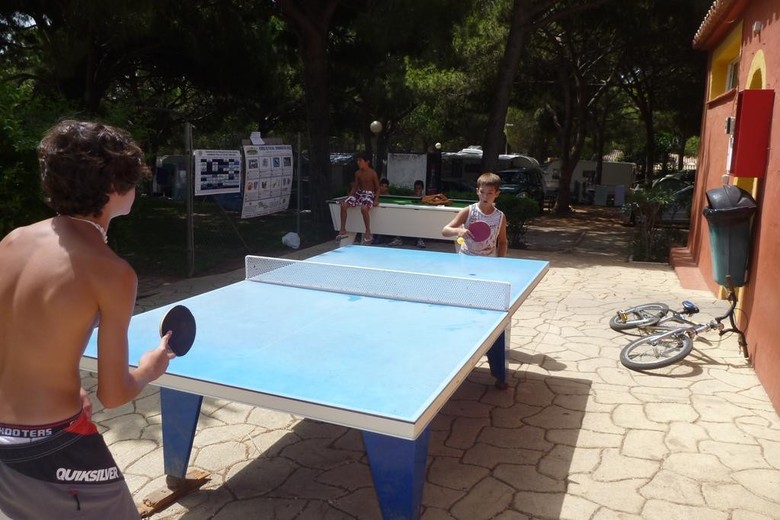 Complejo Tur�stico Cabopino