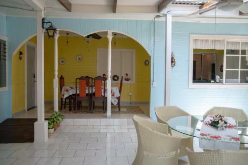 Bed & Breakfast Alice Y Juancito Boutique Hotel