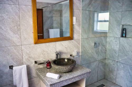 Hotel Searenity Beach Villa