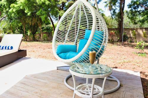 Hotel Searenity Beach Villa