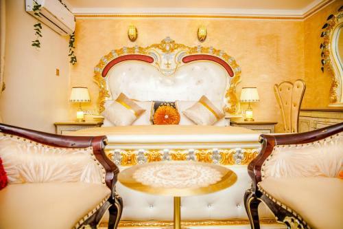 Apartamento Tobby Royal Suites