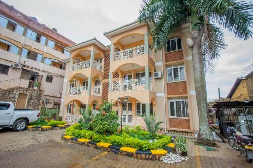 Hotel Crystal Suites & Apartments