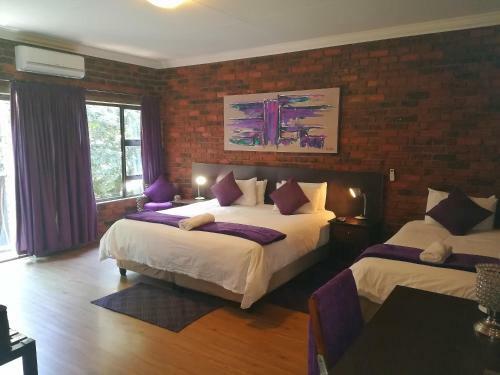 Hotel 24 Onvrey 3 Star Guest House