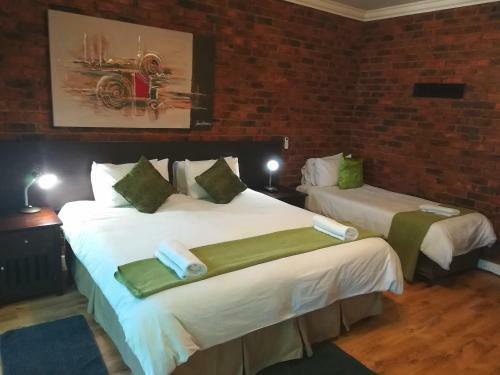 Hotel 24 Onvrey 3 Star Guest House