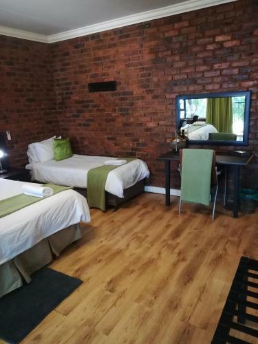Hotel 24 Onvrey 3 Star Guest House