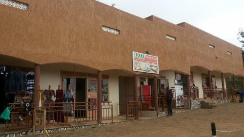 Hotel Leam Guesthouse