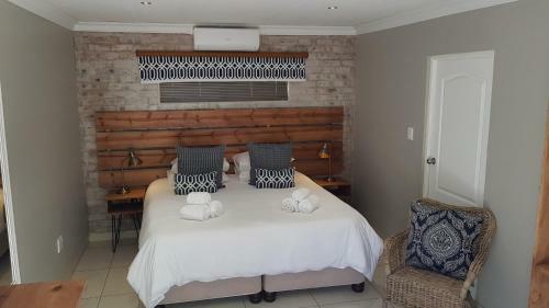 Hostal Touching Senses Garden Cottages
