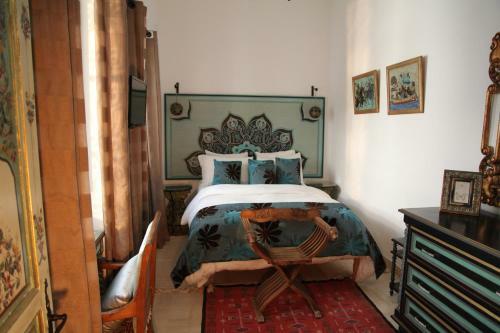 Hostal El Patio Courtyard House