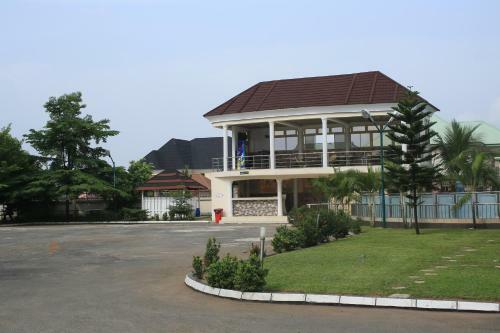 Hotel Oxygen Holiday Resort