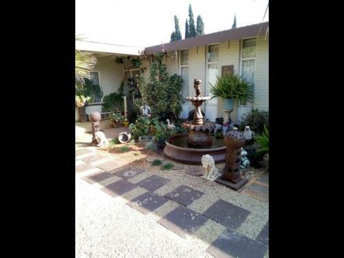 Hostal Casa Villa Guest House Carletonville - Suite 1