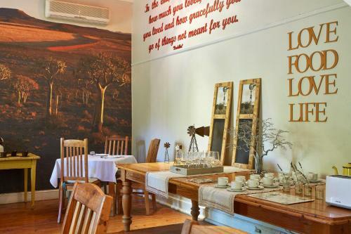 Hostal Yellow Aloe