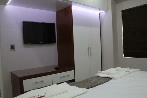Cyro Apartments At Central Park