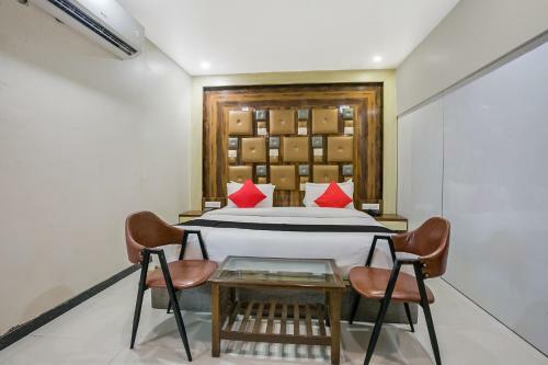 Hotel Oyo 77861 Elite Continental