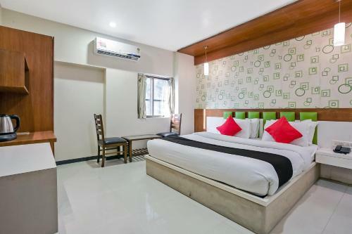 Hotel Oyo 77861 Elite Continental