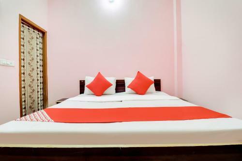 Hotel Oyo 67204 Mohit Palace