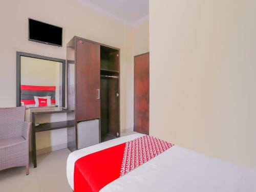 Hotel Oyo 4012 Ari Beach Inn