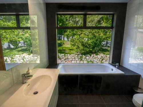 Ahuru Mowai - Marahau Holiday Home