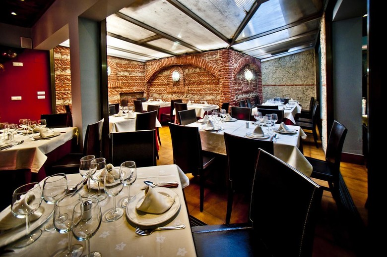 Hotel Condes De Castilla