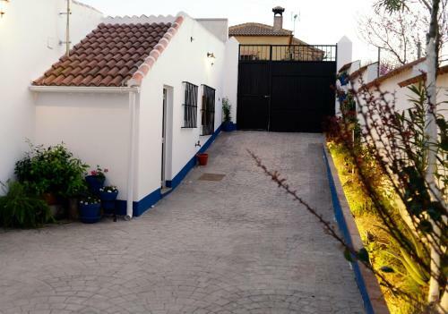 Azul A�il El Patio Casa Rural En Alameda