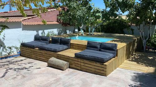 Azul A�il El Patio Casa Rural En Alameda