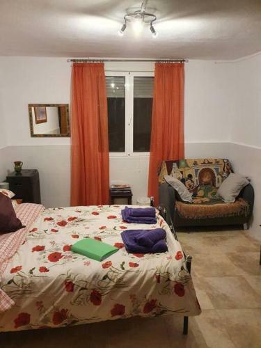 Lovely 1 Bedroom Apartment With Kitchen And Pool